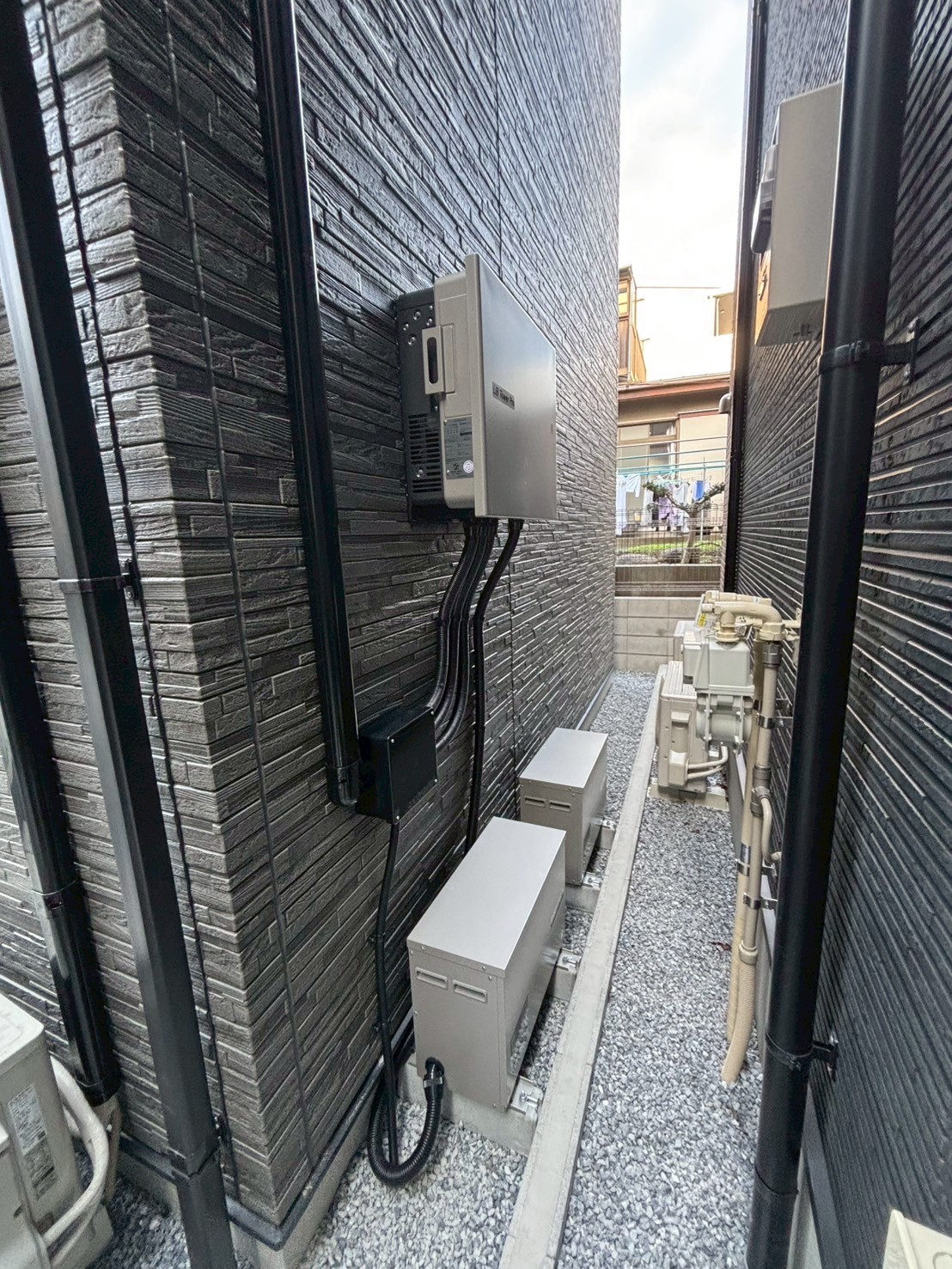 【太陽光発電✕蓄電池設置】　東京都江戸川区　F様邸